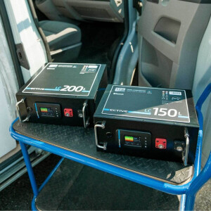 200 Ah Untersitz ective 200L Under Seat BT  Akku mit BMX Monitor für Wechselrichter bis 3200 Watt